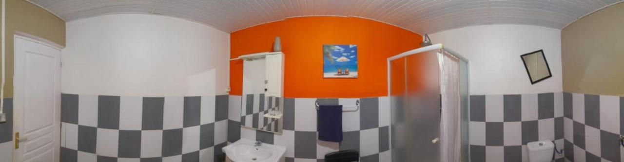 Hostel Des 3 Sources 생트 마리 외부 사진